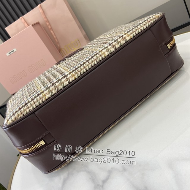 miumiu專櫃繆繆最新款原廠羊毛千鳥格公事包 jh2334型號：5bb117，5bb163